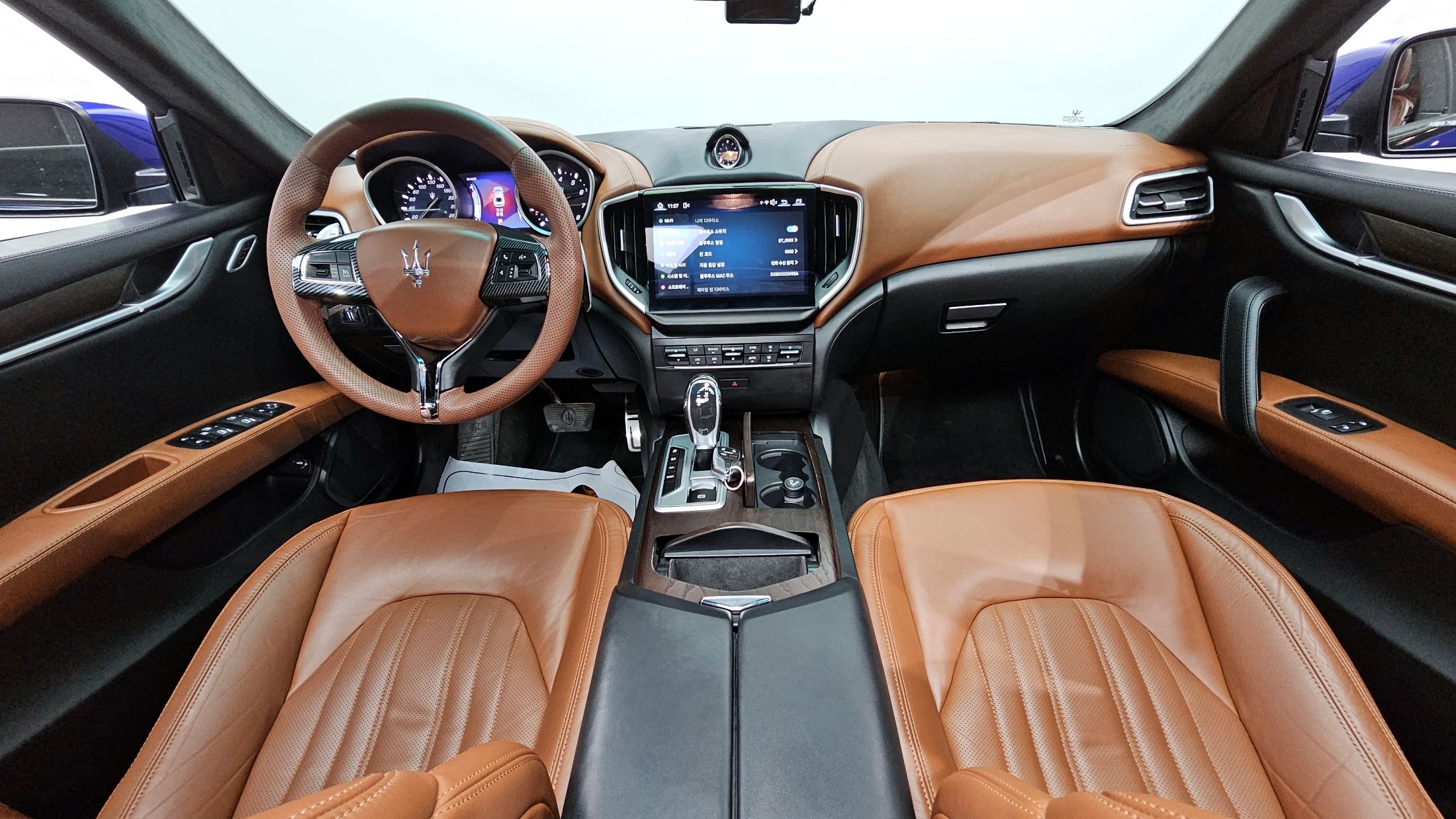 MASERATI GHIBLI 2015