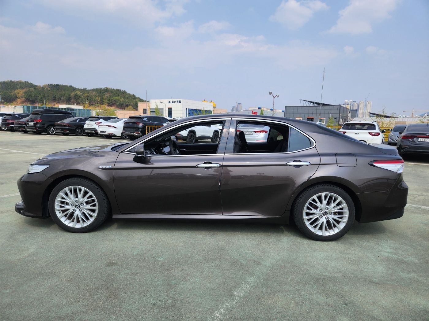 TOYOTA CAMRY XV70 2018