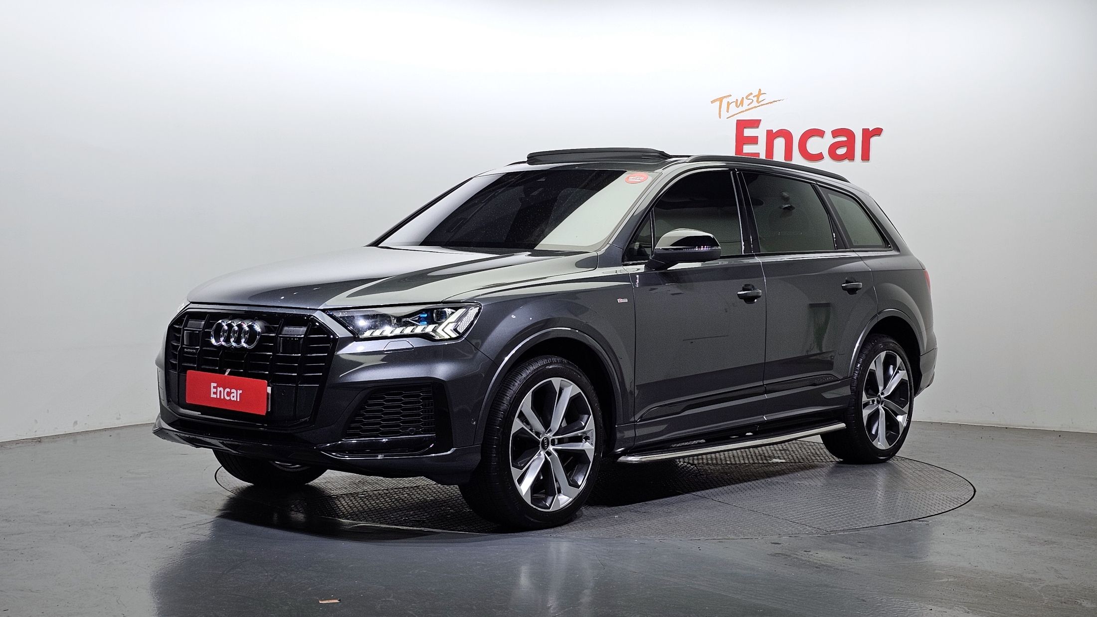 AUDI Q7 4M