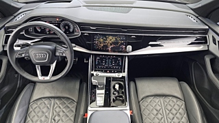 AUDI Q7 4M 2023