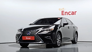 LEXUS ES300H  Supreme 2018