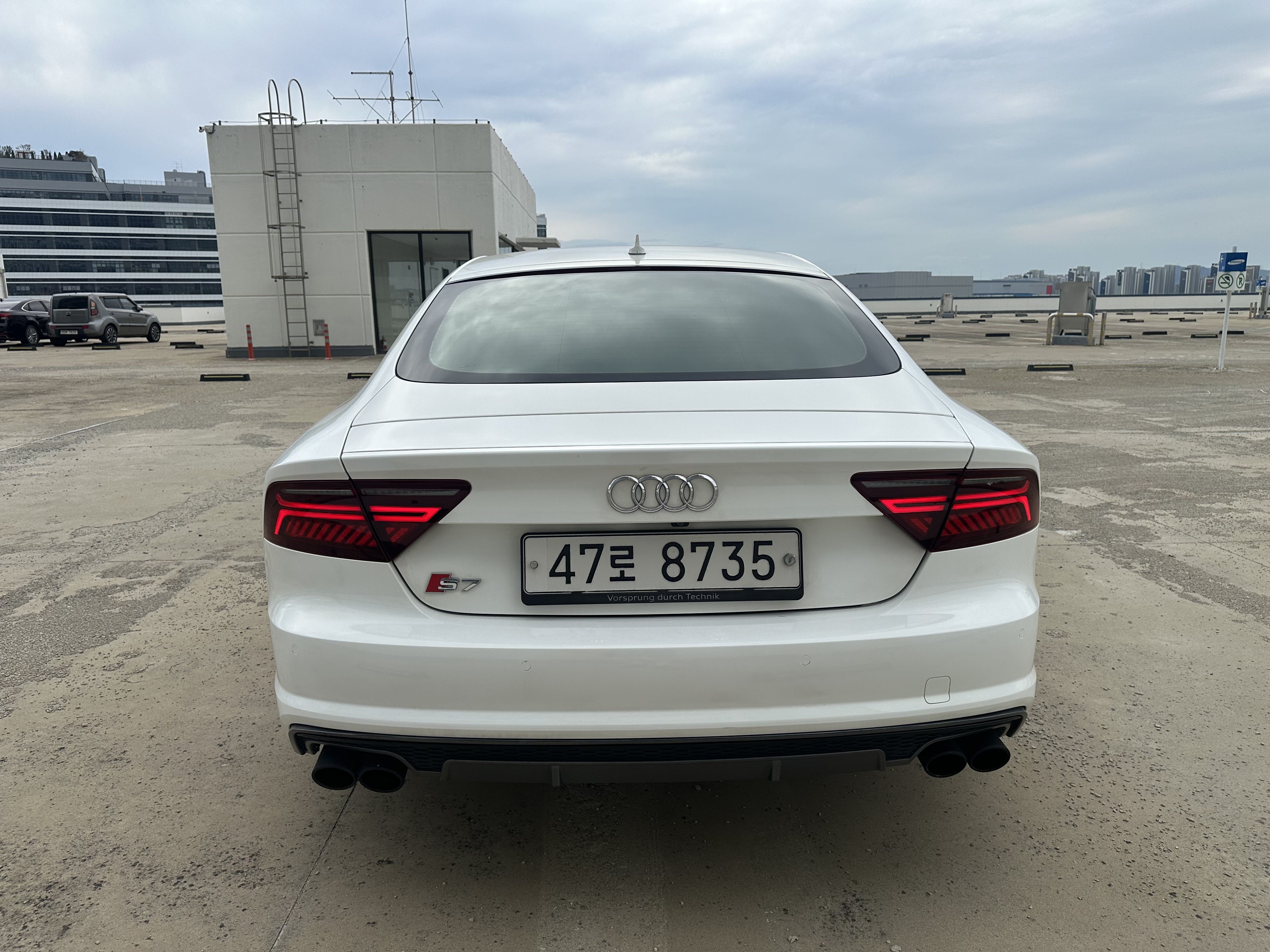 AUDI A7 2016
