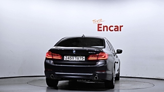 BMW 5-SERIES G30 2020