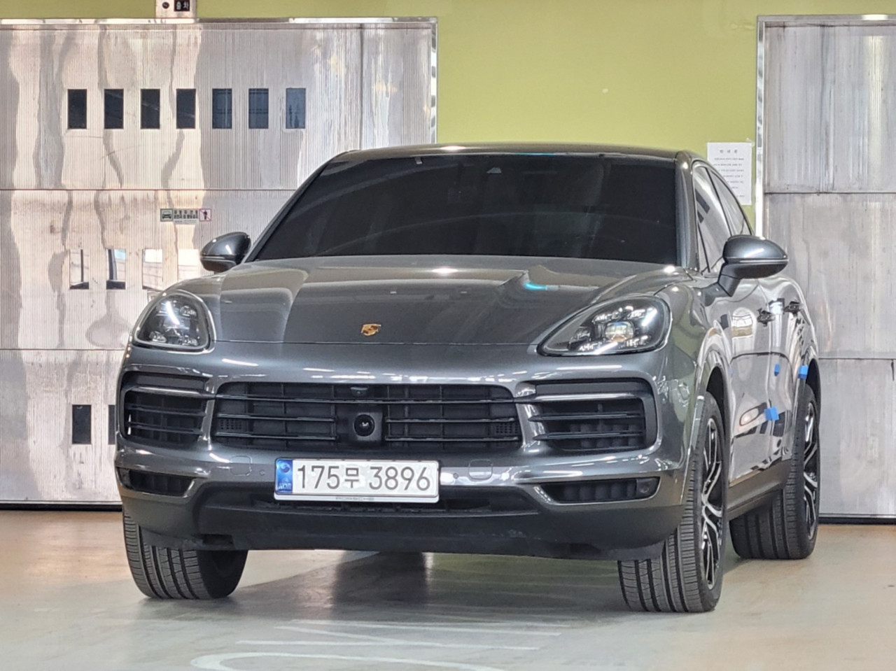 PORSCHE CAYENNE PO536