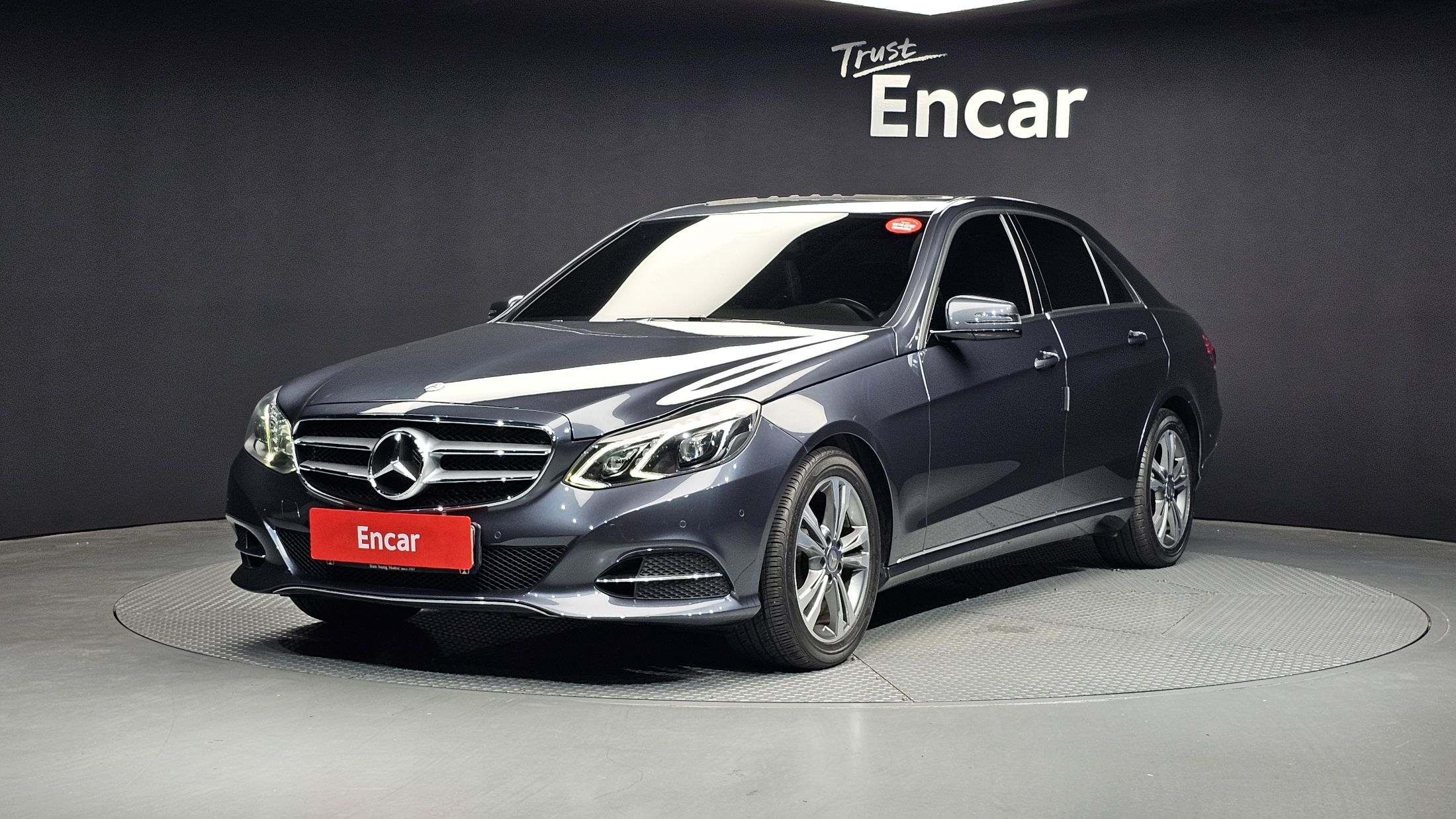 MERCEDES BENZ E-CLASS W212 2016
