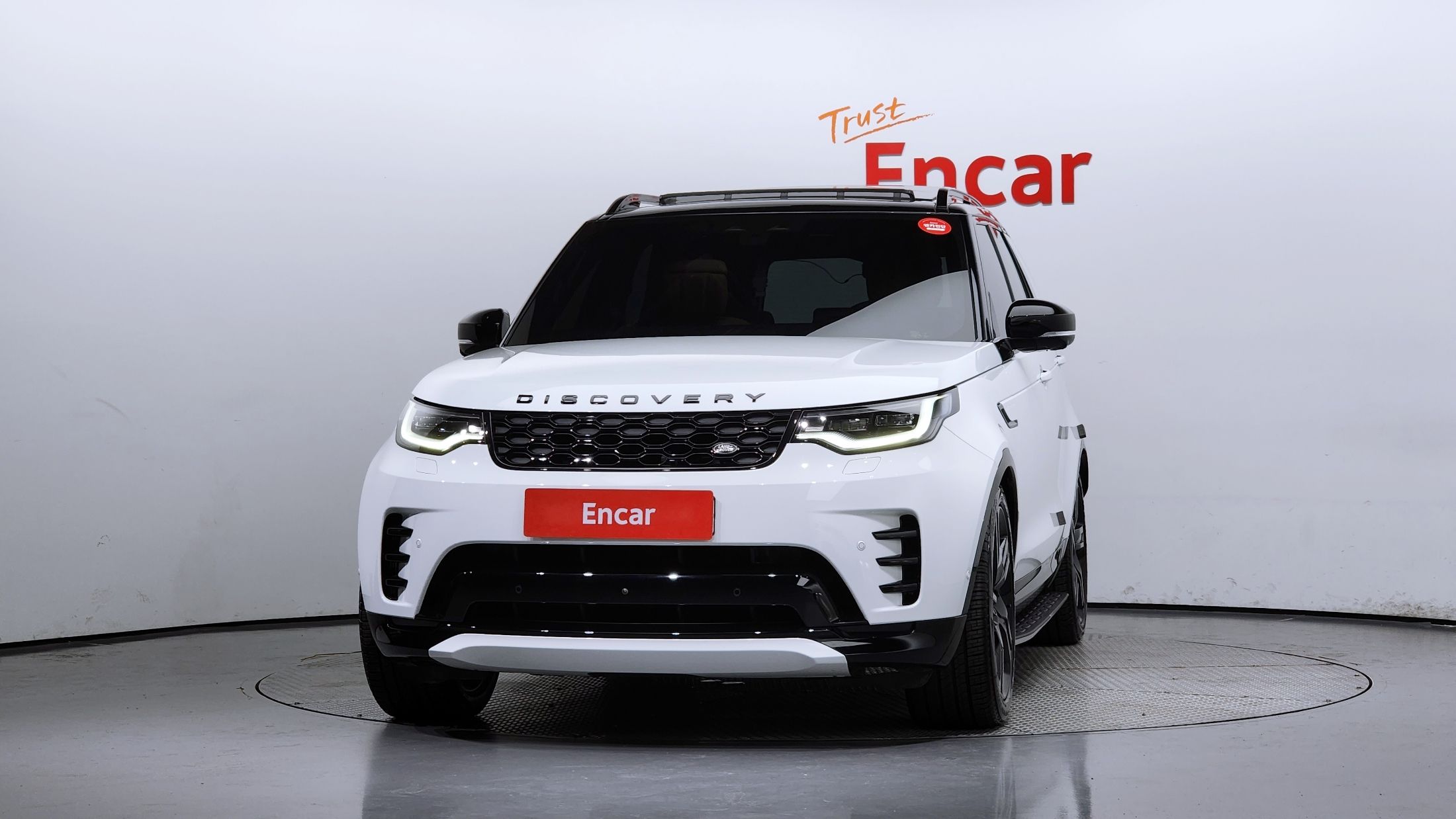 LAND ROVER DISCOVERY 5