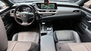 LEXUS ES300H 2020