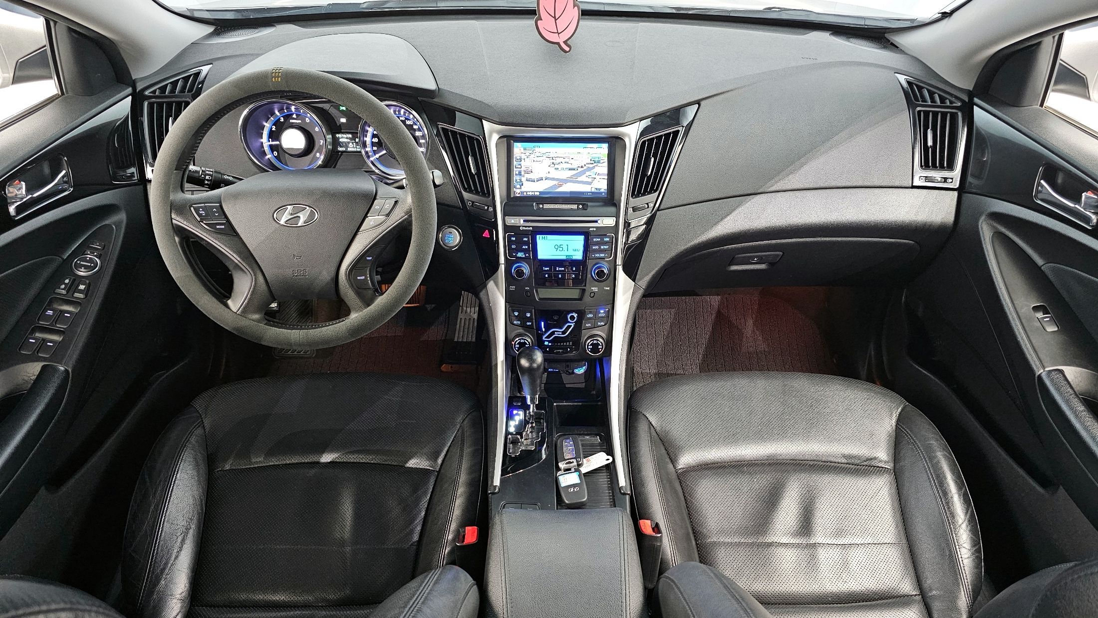 HYUNDAI SONATA YF 2010