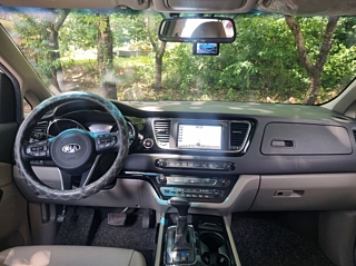 KIA CARNIVAL 2016