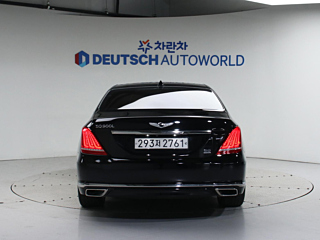 GENESIS EQ900 2016