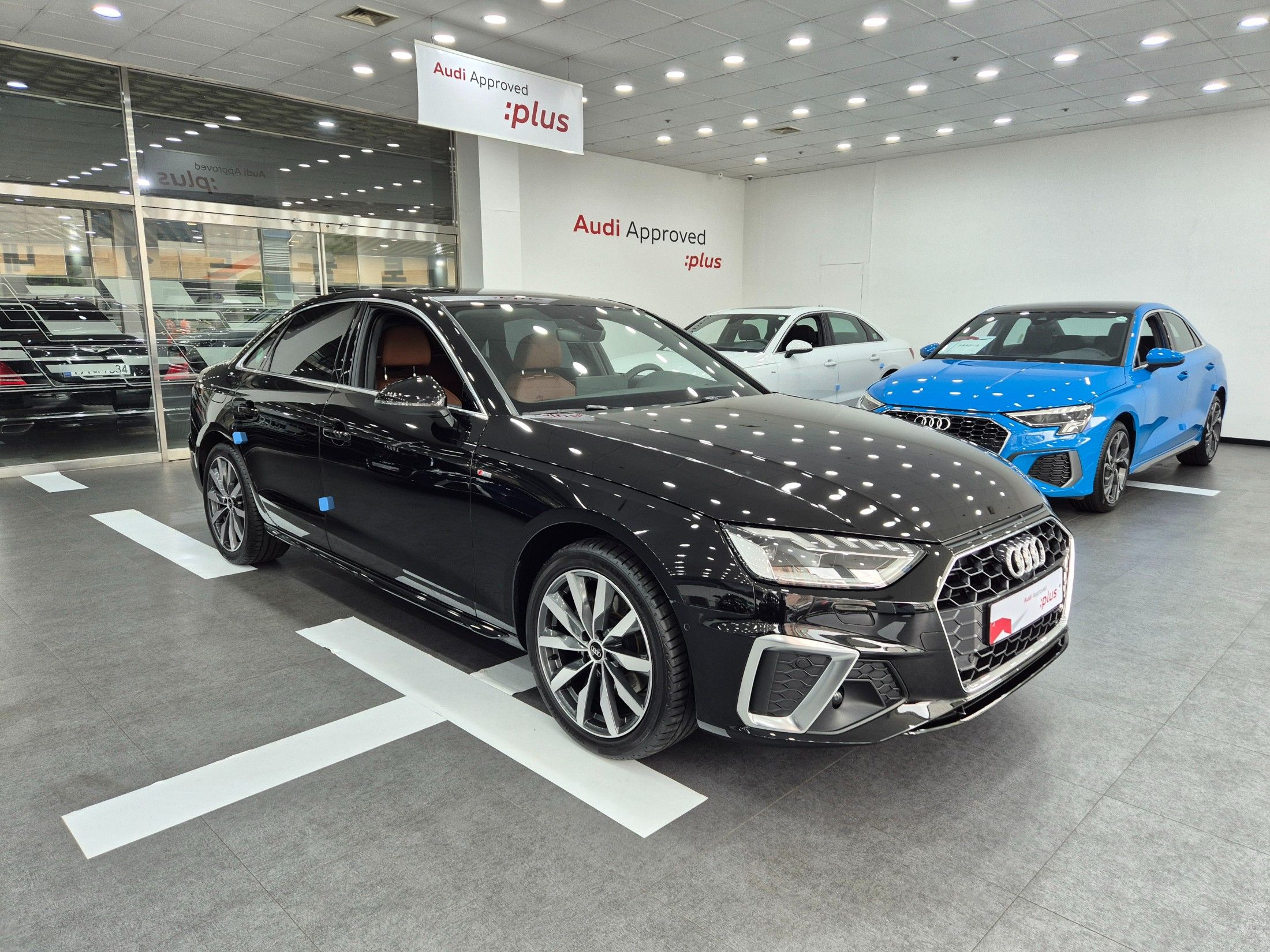 AUDI A4 B9 2023