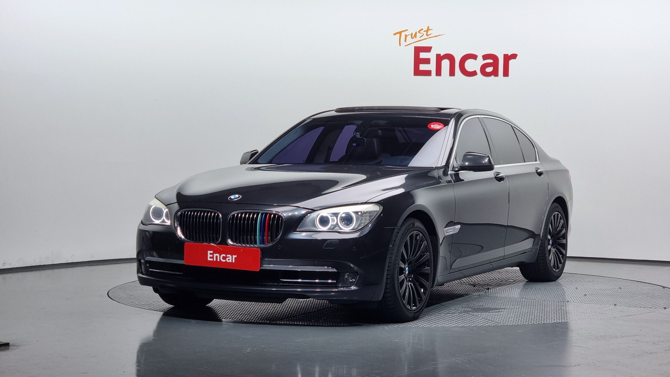 BMW 7-SERIES F01 2011