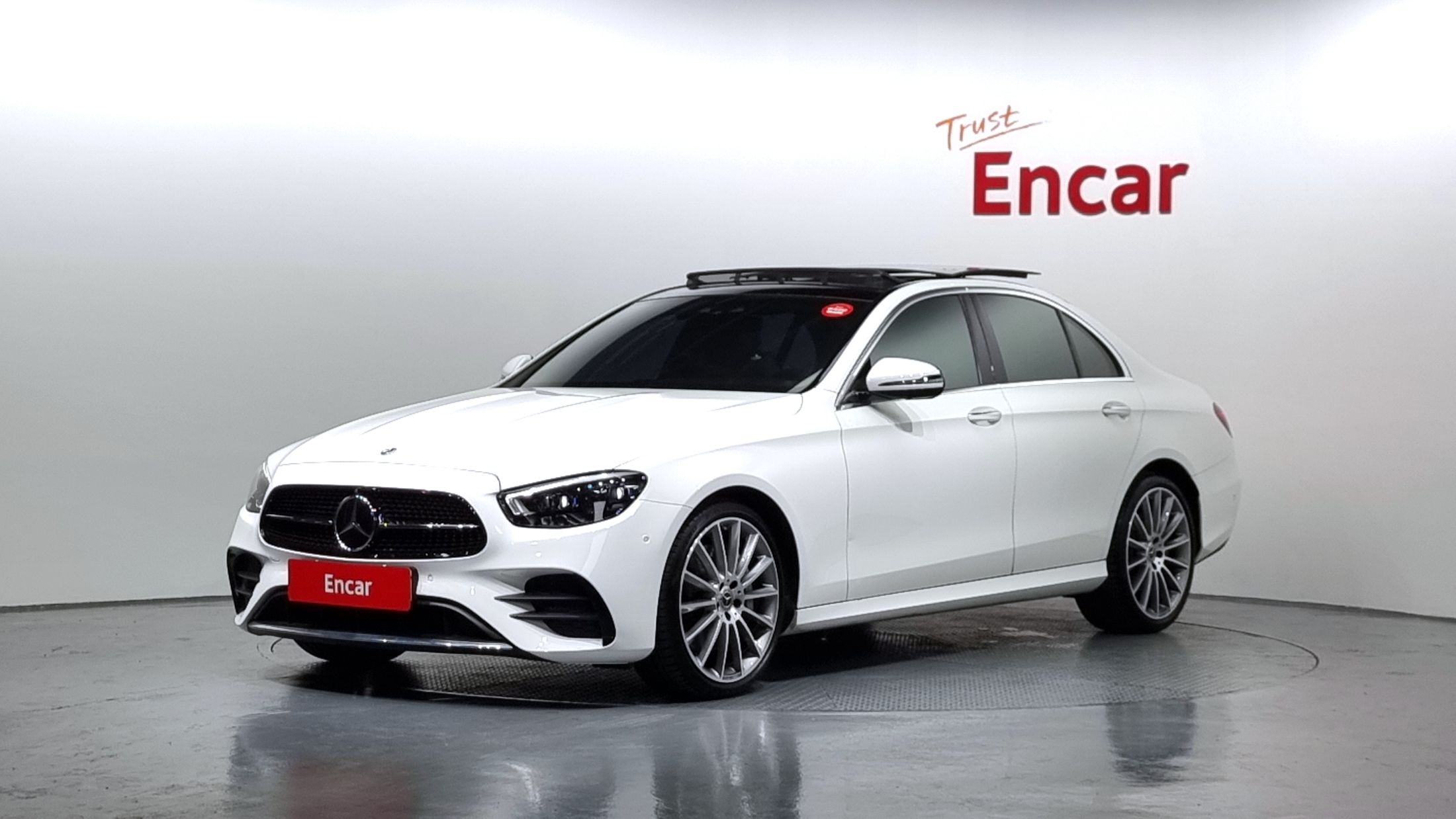 MERCEDES BENZ E-CLASS W213 2022