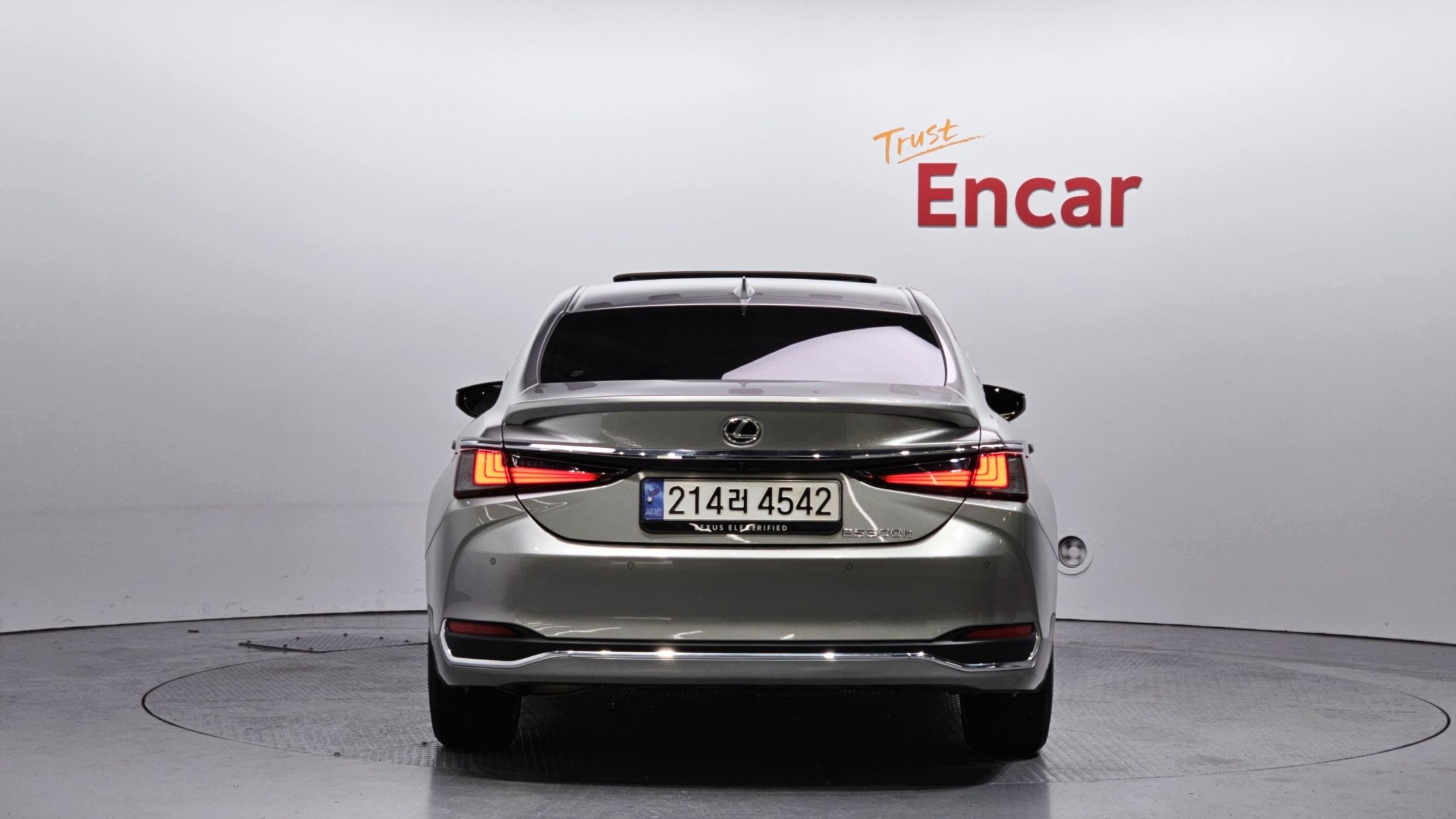 LEXUS ES300H 2024