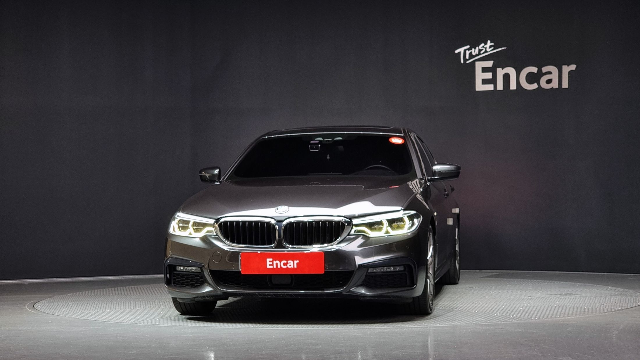 BMW 5-SERIES G30 2020