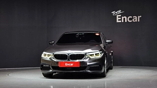 BMW 5-SERIES G30 2020