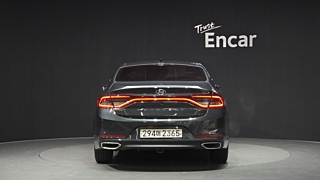 HYUNDAI GRANDEUR IG 2017