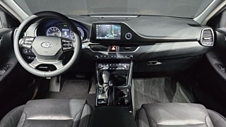 HYUNDAI GRANDEUR IG 2017