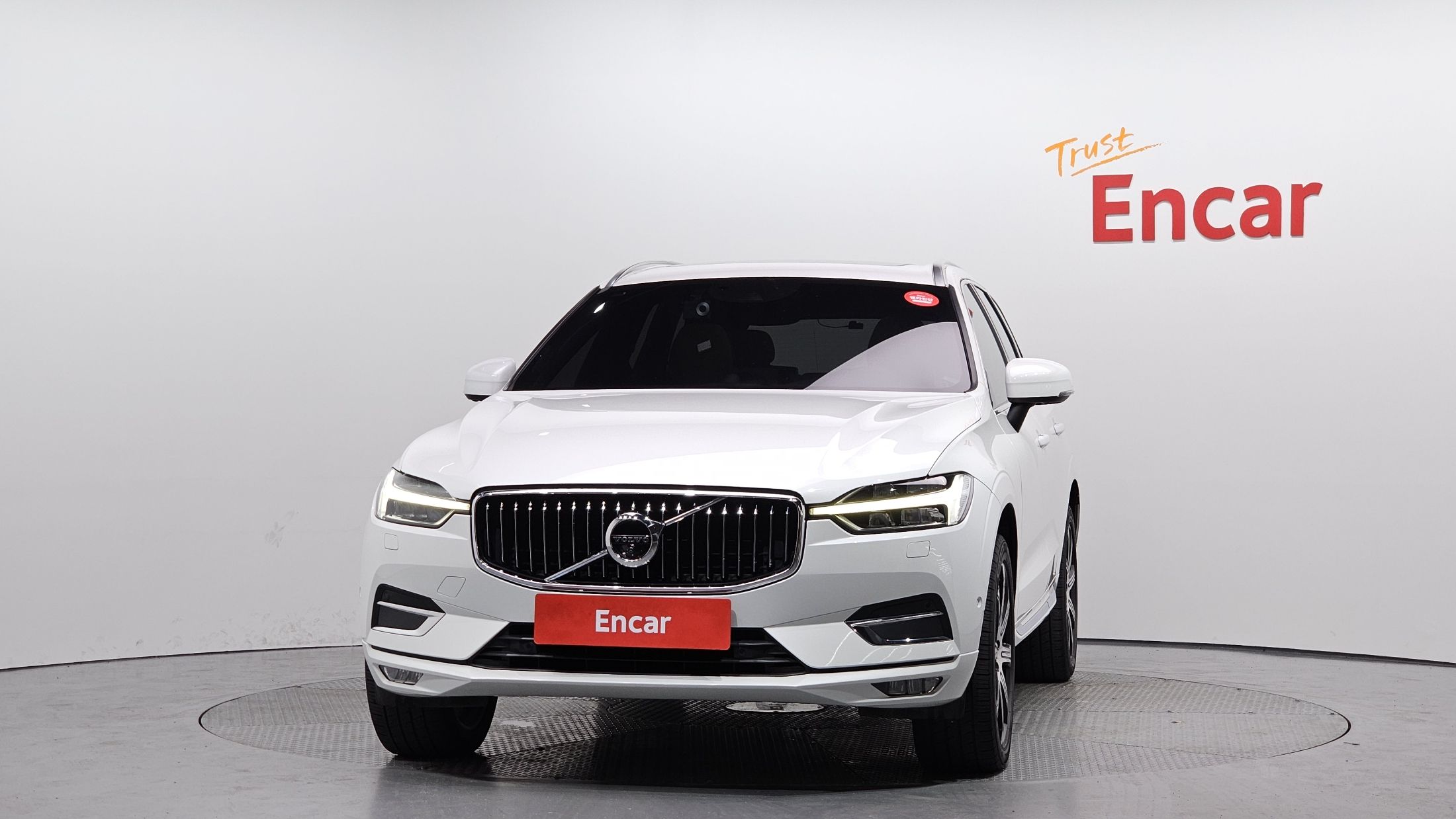 VOLVO XC60 2019