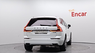 VOLVO XC60 2019