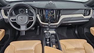 VOLVO XC60 2019