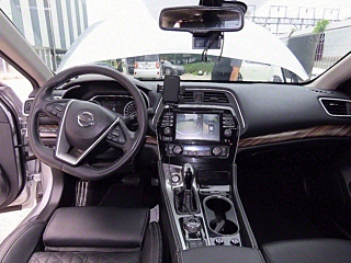 NISSAN MAXIMA A36 2017