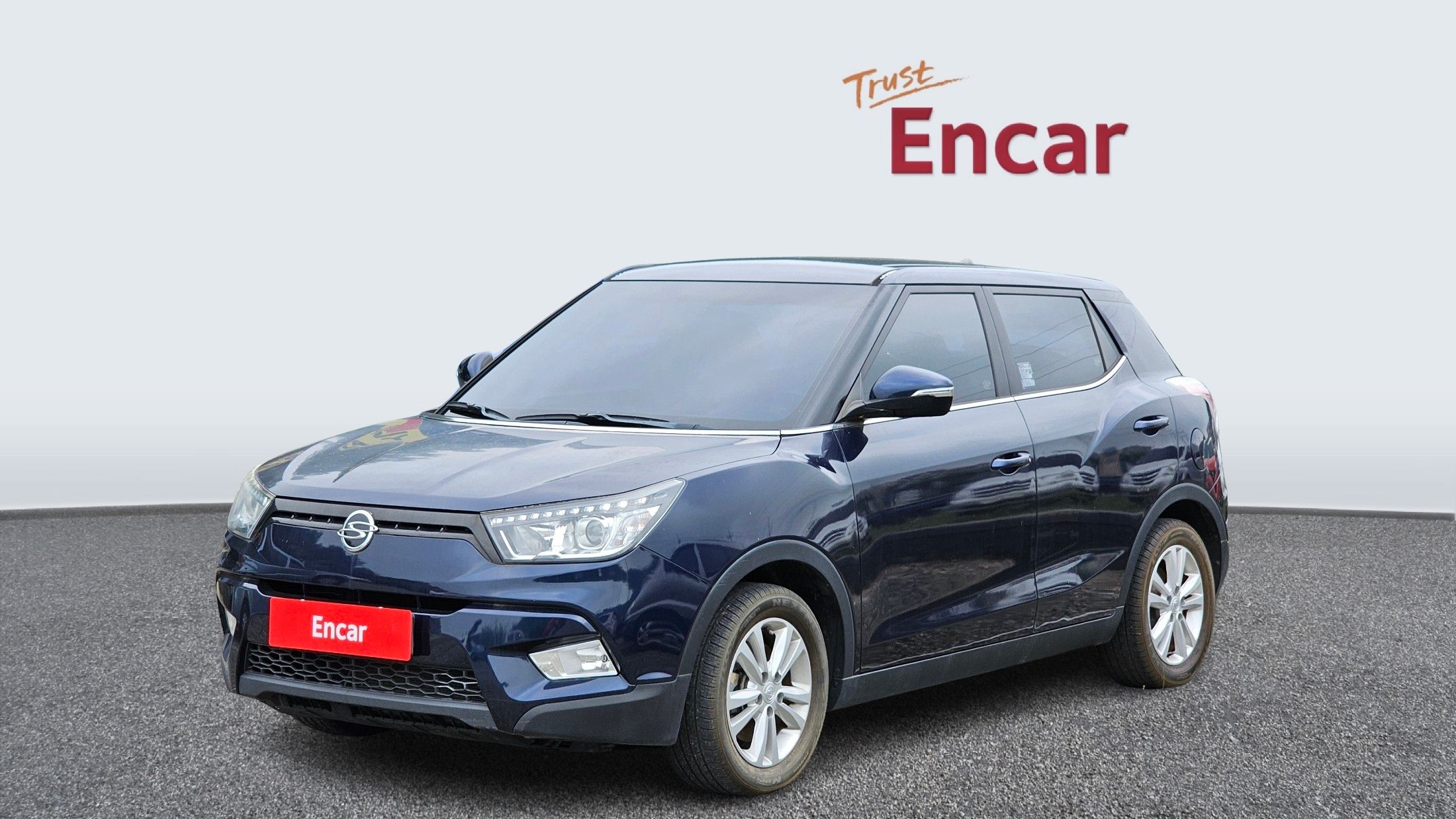 SSANGYONG TIVOLI 2015
