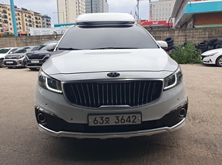 KIA CARNIVAL 2017