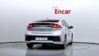 HYUNDAI IONIQ HYBRID 2016