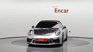 PORSCHE 911 2018