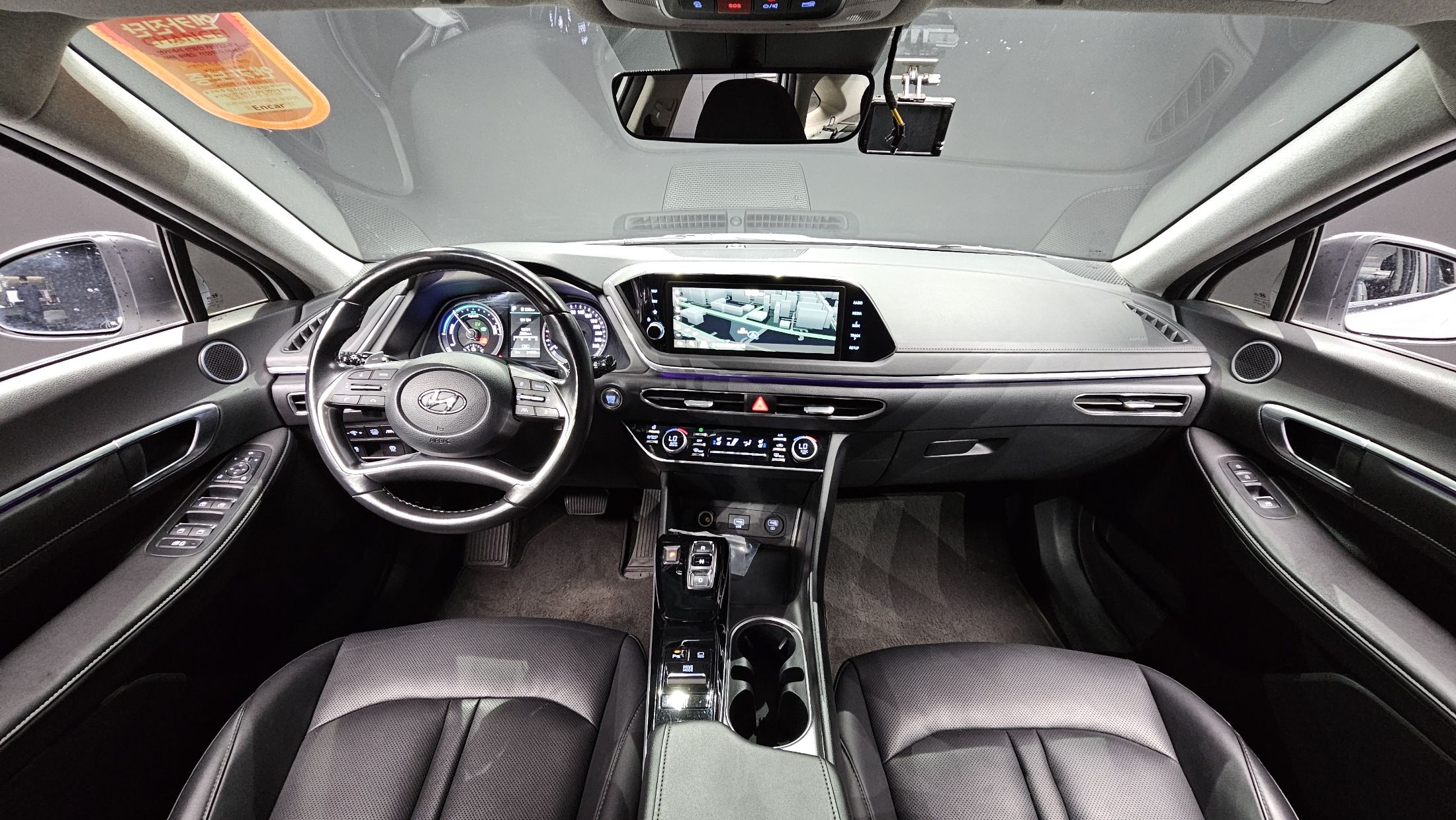 HYUNDAI SONATA HYBRID DN8