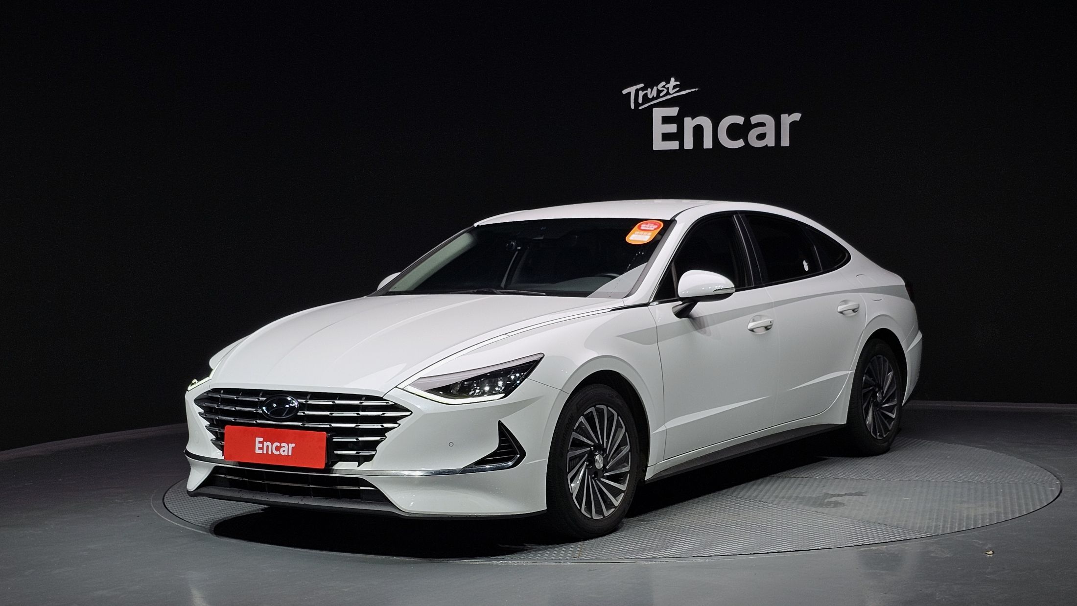 HYUNDAI SONATA HYBRID DN8