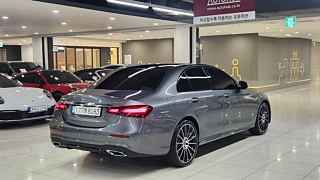 MERCEDES BENZ E-CLASS W213 2023