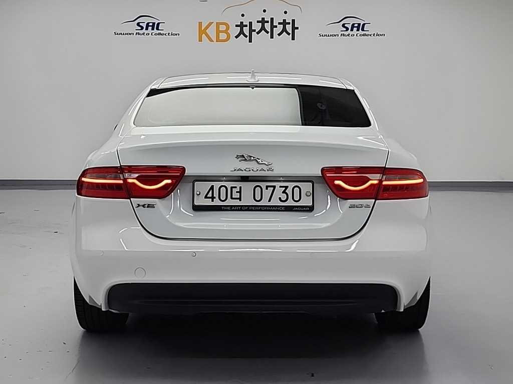 JAGUAR XE 2015