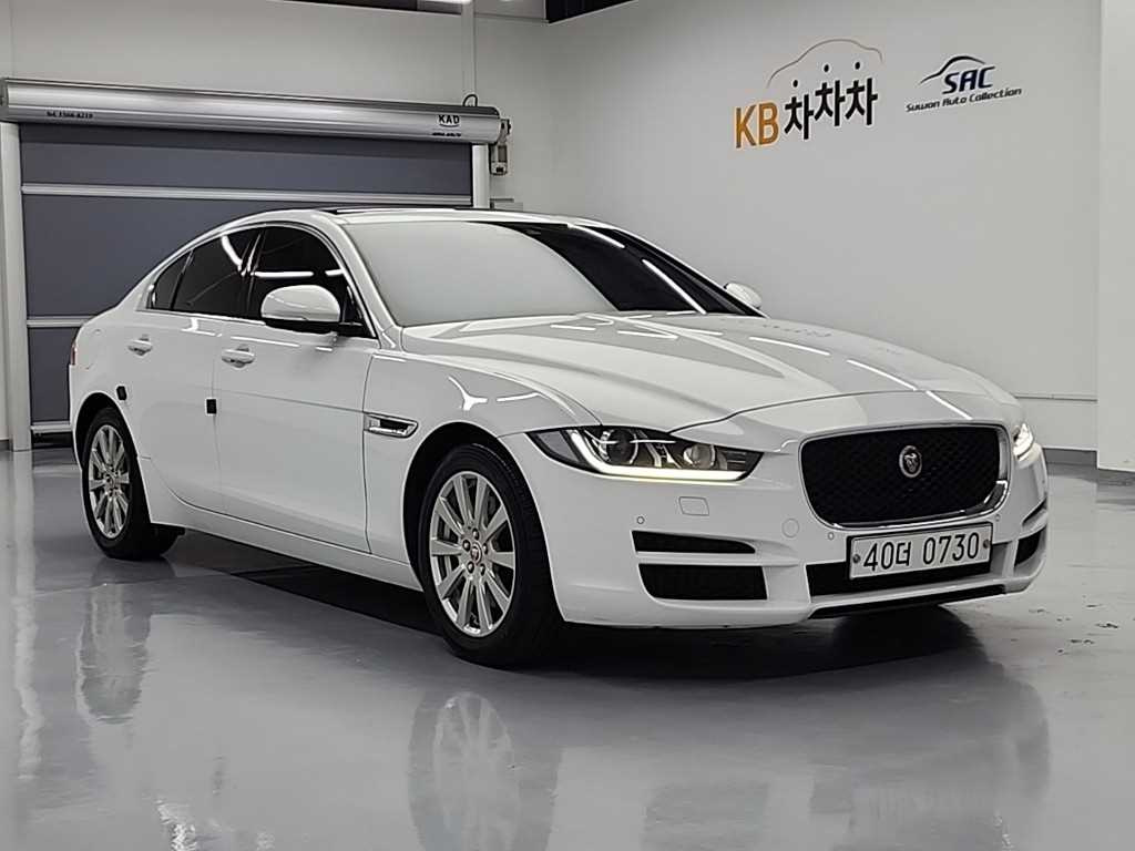 JAGUAR XE 2015