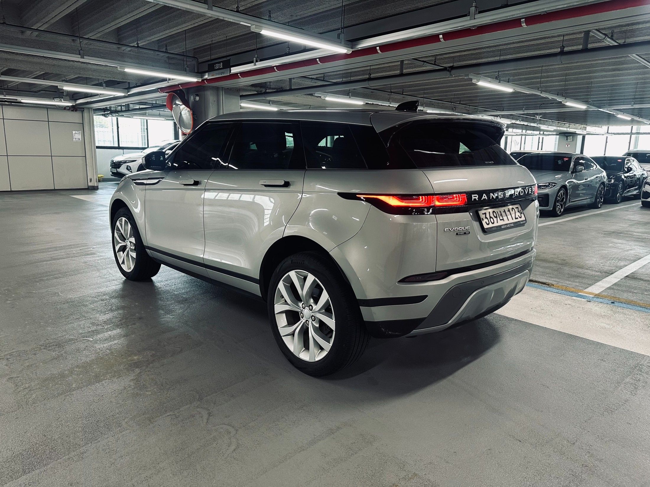 LAND ROVER RANGE ROVER EVOQUE