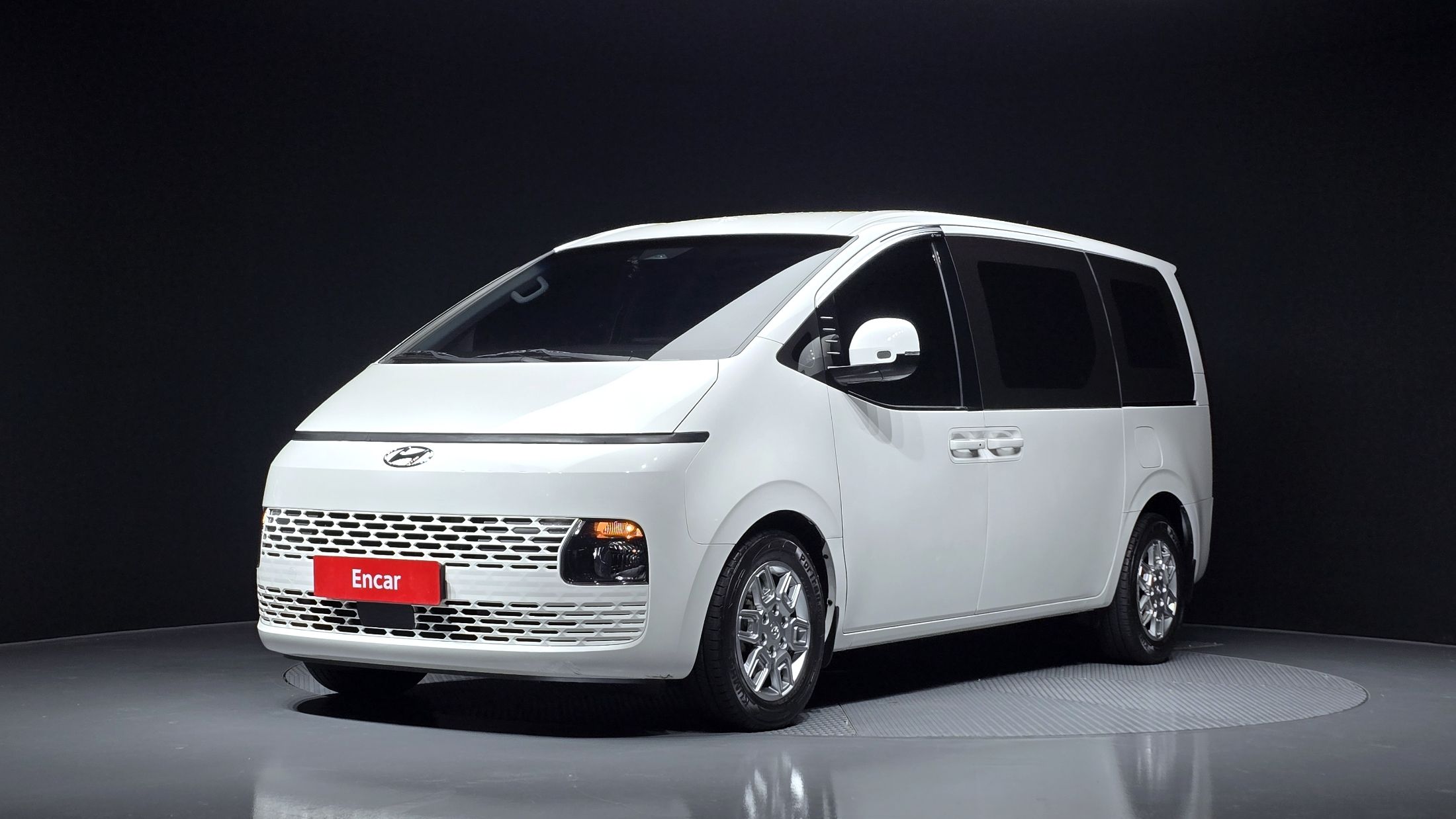 HYUNDAI STARIA 2021