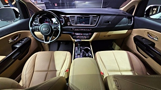 KIA CARNIVAL 2018