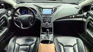HYUNDAI GRANDEUR HG 2016