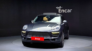 PORSCHE MACAN 2017