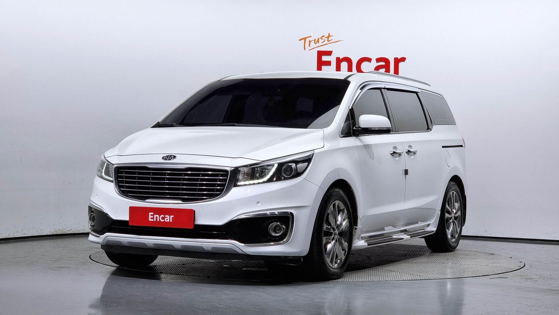 KIA CARNIVAL 2017