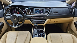 KIA CARNIVAL 2018