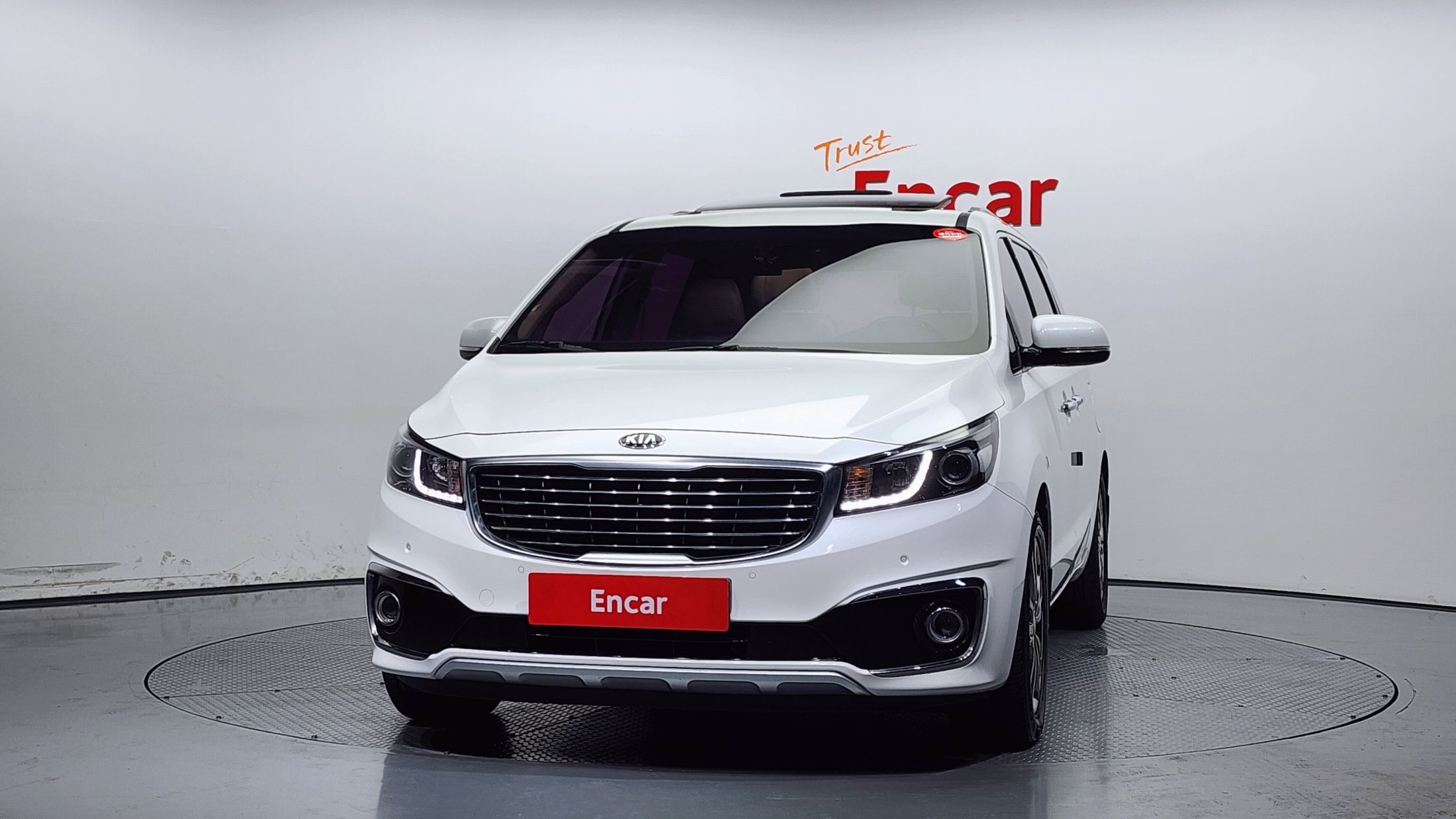 KIA CARNIVAL 2016