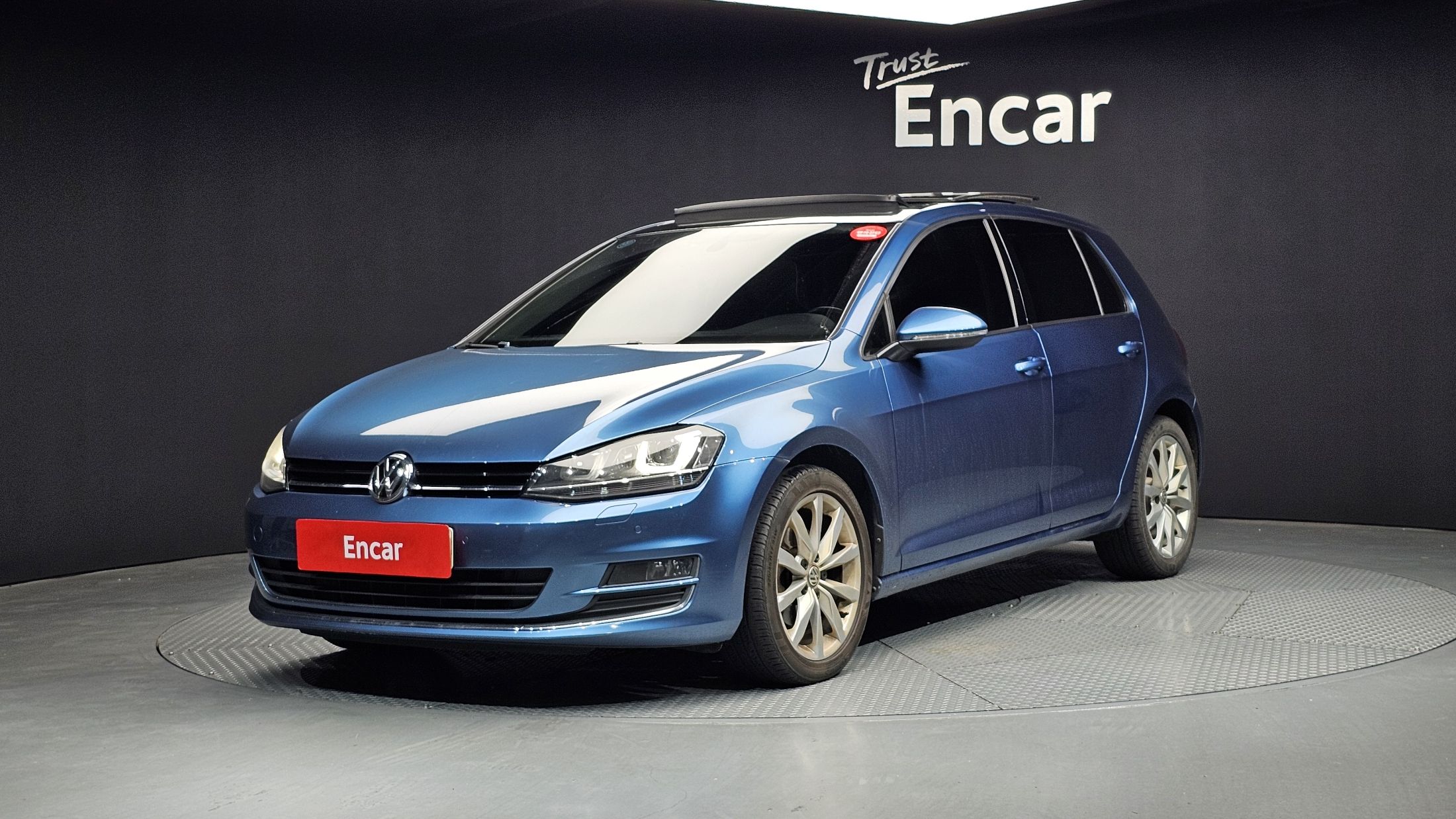 VOLKSWAGEN GOLF 2016