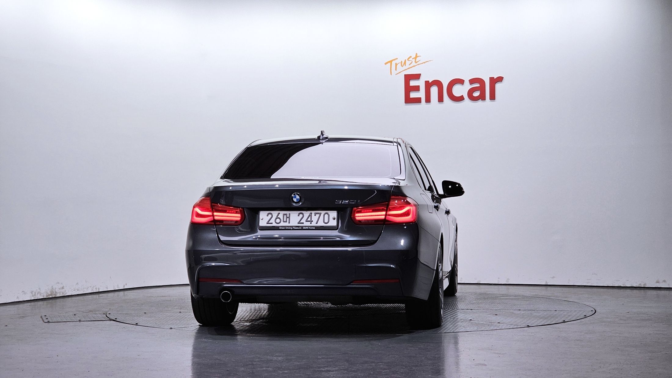 BMW 3-SERIES F30