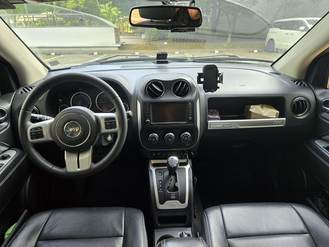 JEEP COMPASS