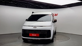 HYUNDAI STARIA 2023