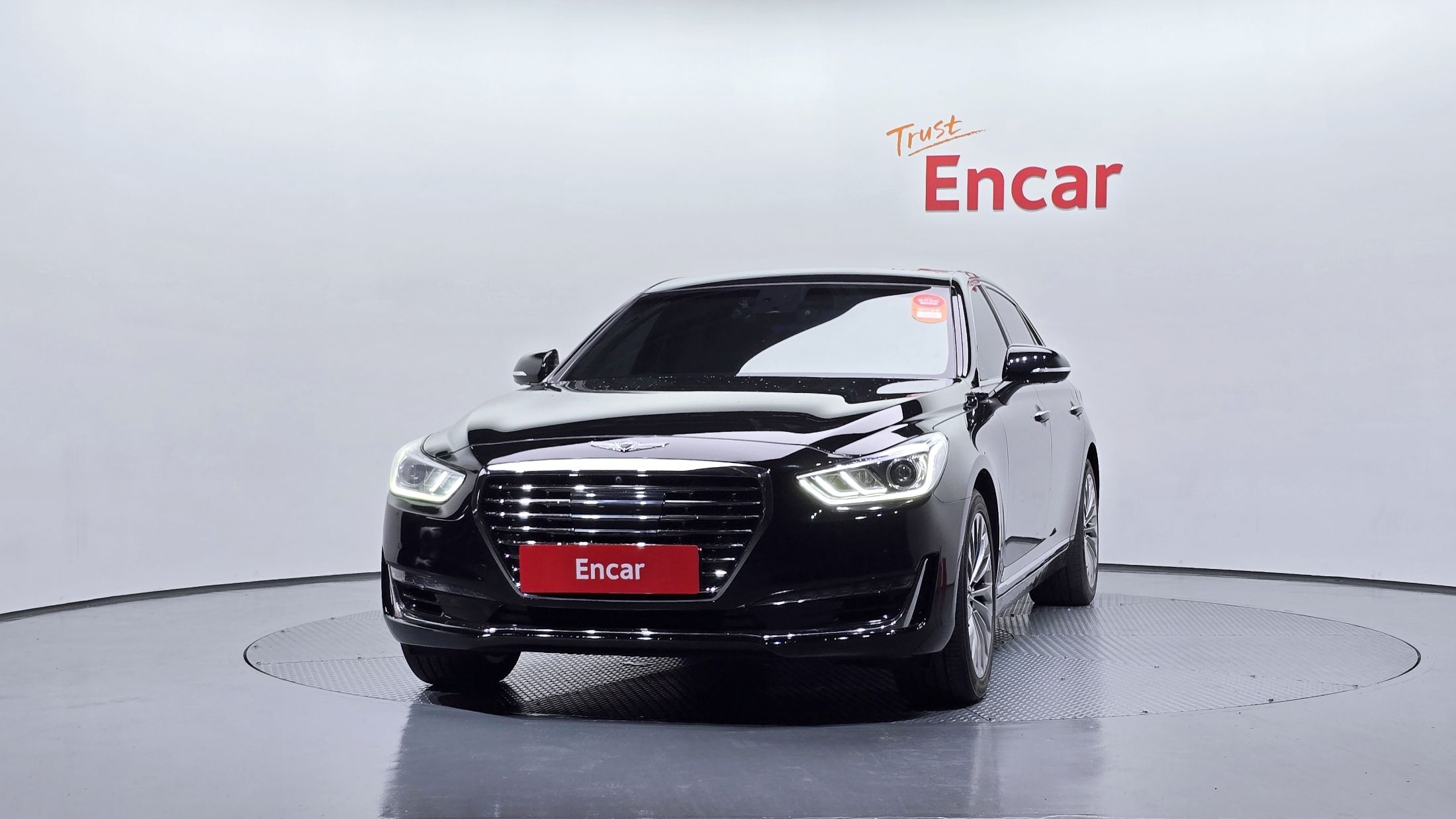 GENESIS EQ900 2016