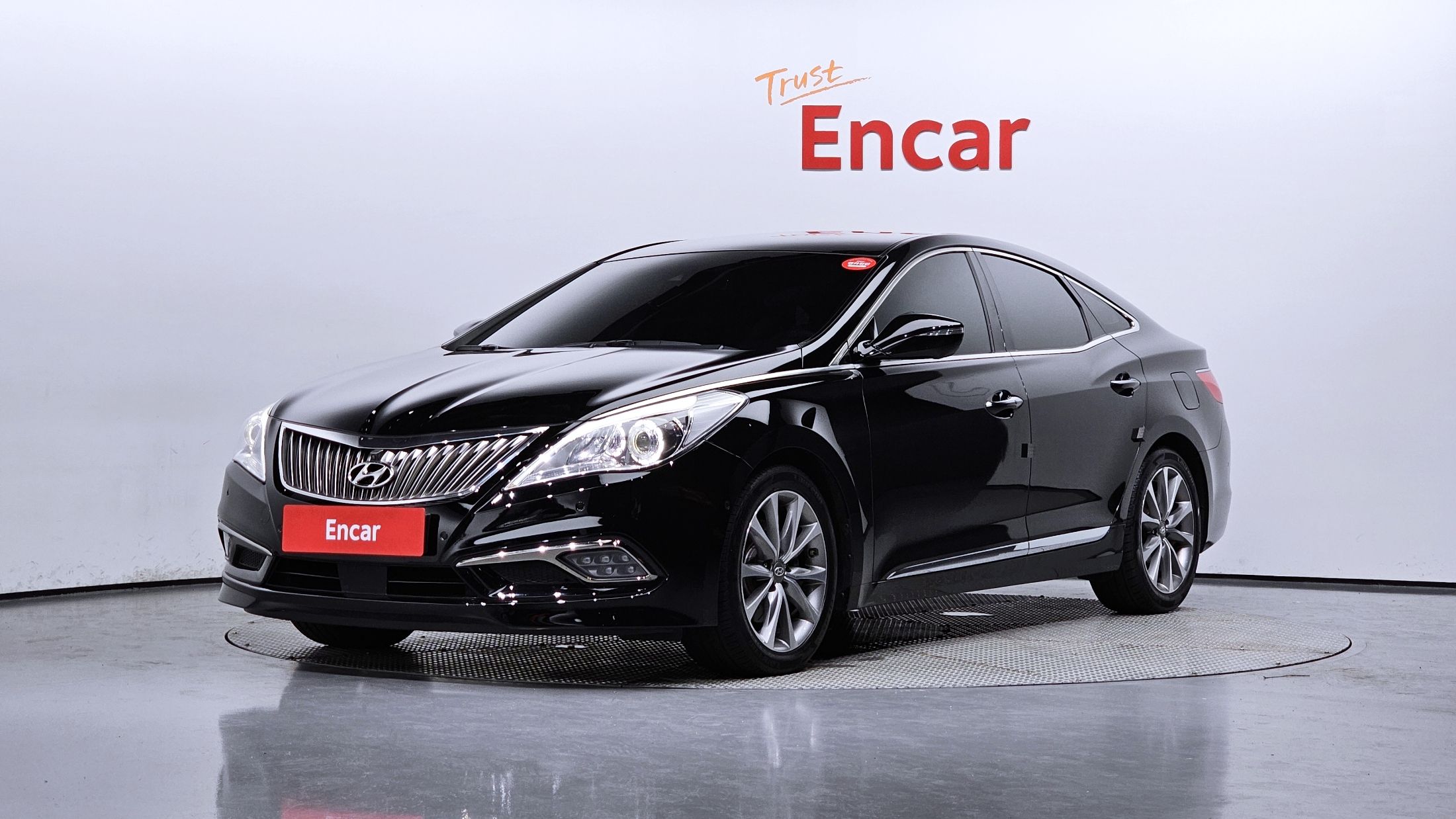 HYUNDAI GRANDEUR HG 2015