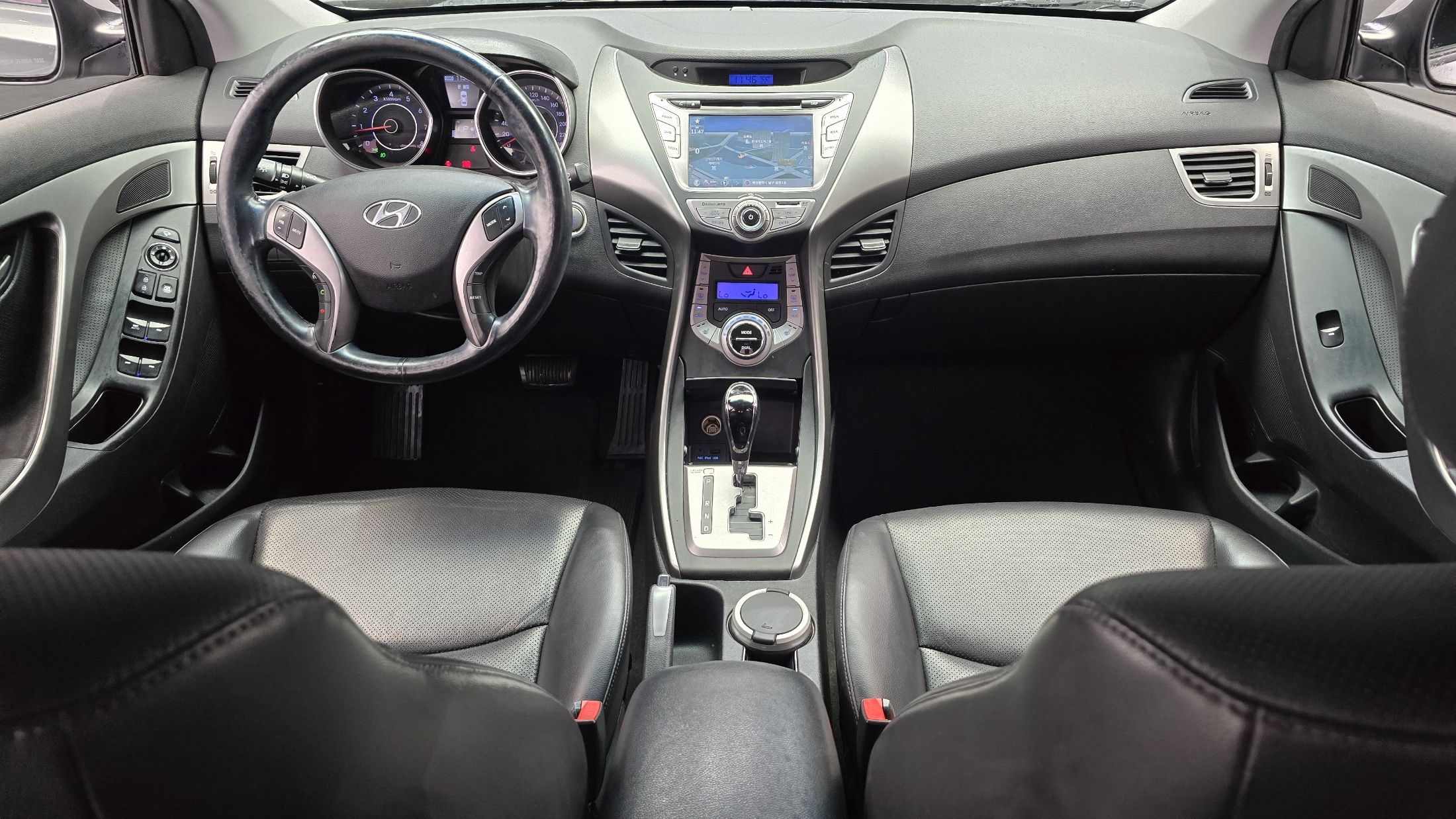 HYUNDAI AVANTE MD 2013